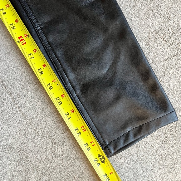 Abercrombie & Fitch Vegan Leather Skinny Pant - Picture 11 of 11